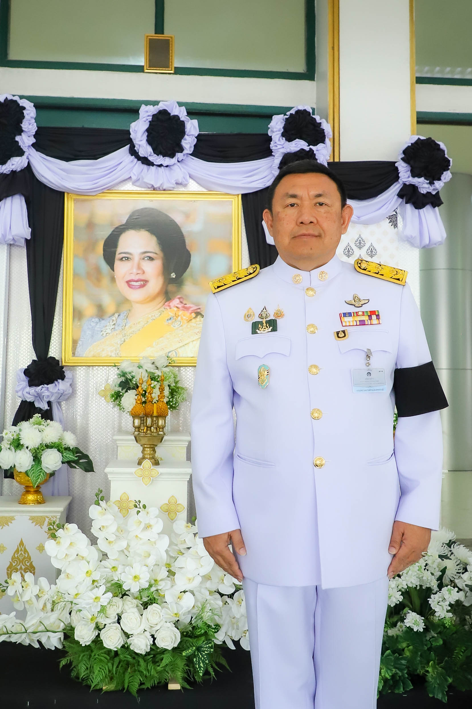 title - ส.ป.ก. ร่วมเข้าเฝ้าฯ รับเสด็จพระพิธีธรรมสวดพระอภิธรรมพระบรมศพ สมเด็จพระนางเจ้าสิริกิติ์ พระบรมราชินีนาถ พระบรมราชชนนีพันปีหลวง